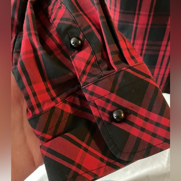 Talbots button down blouse! - Picture 5 of 6